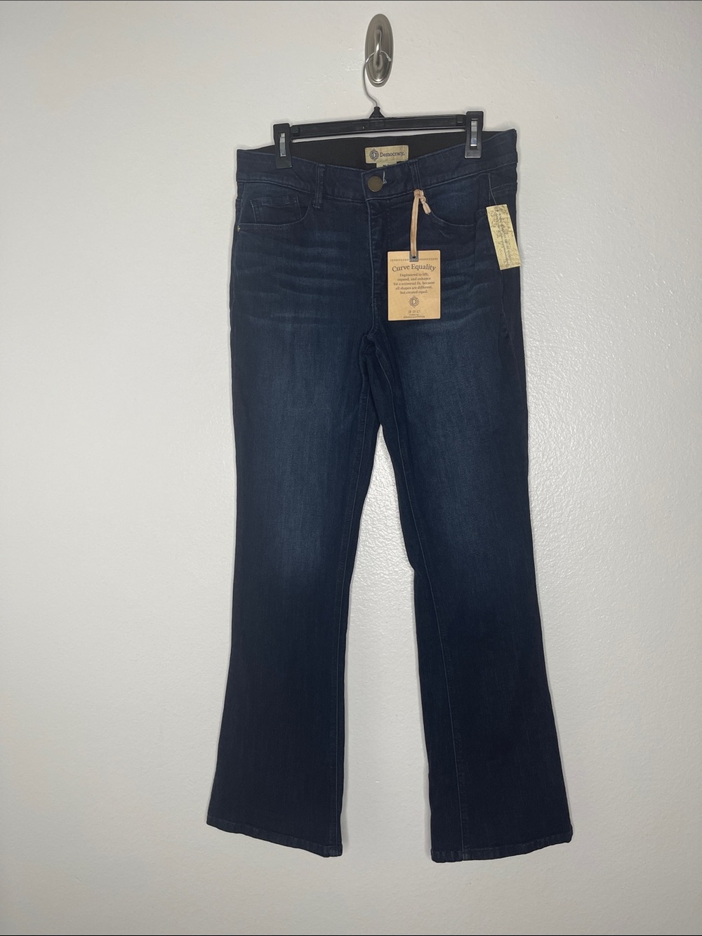 Democracy Women’s Dark Blue Itty Bitty Boot Jeans Size 12 New